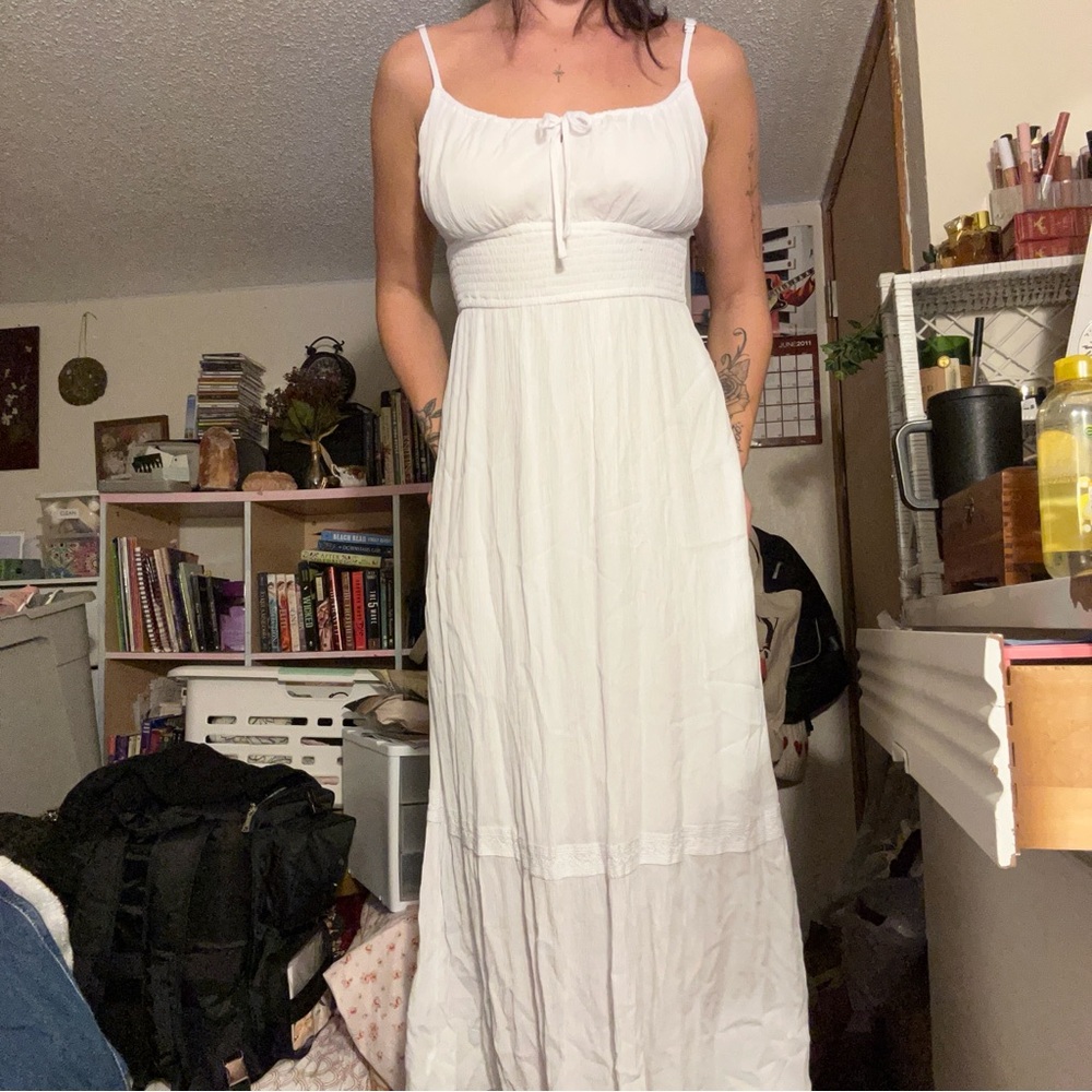 new beautiful white maxi dress